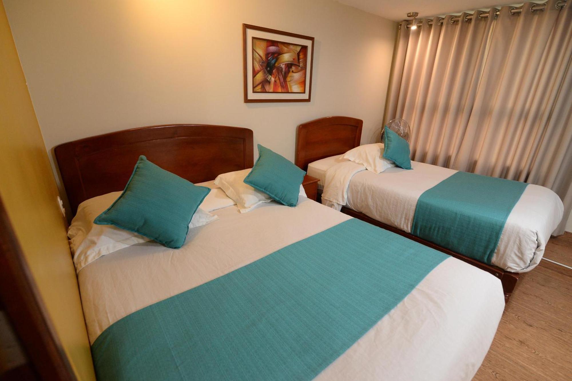 Hotel Palmas Reales Trujillo Ngoại thất bức ảnh